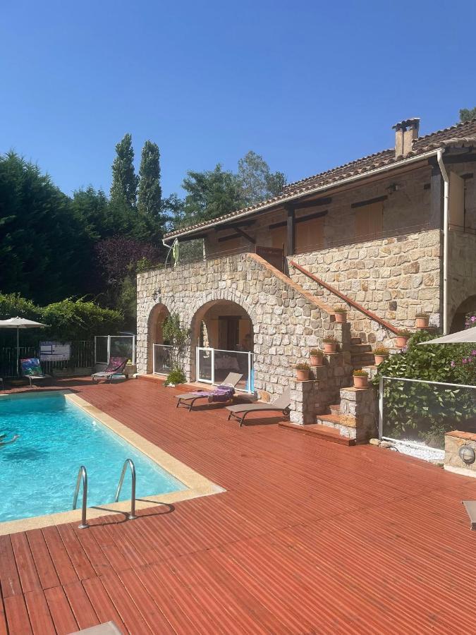 Apartmán Mas De Sarjac Saint-Andéol-de-Vals Exteriér fotografie